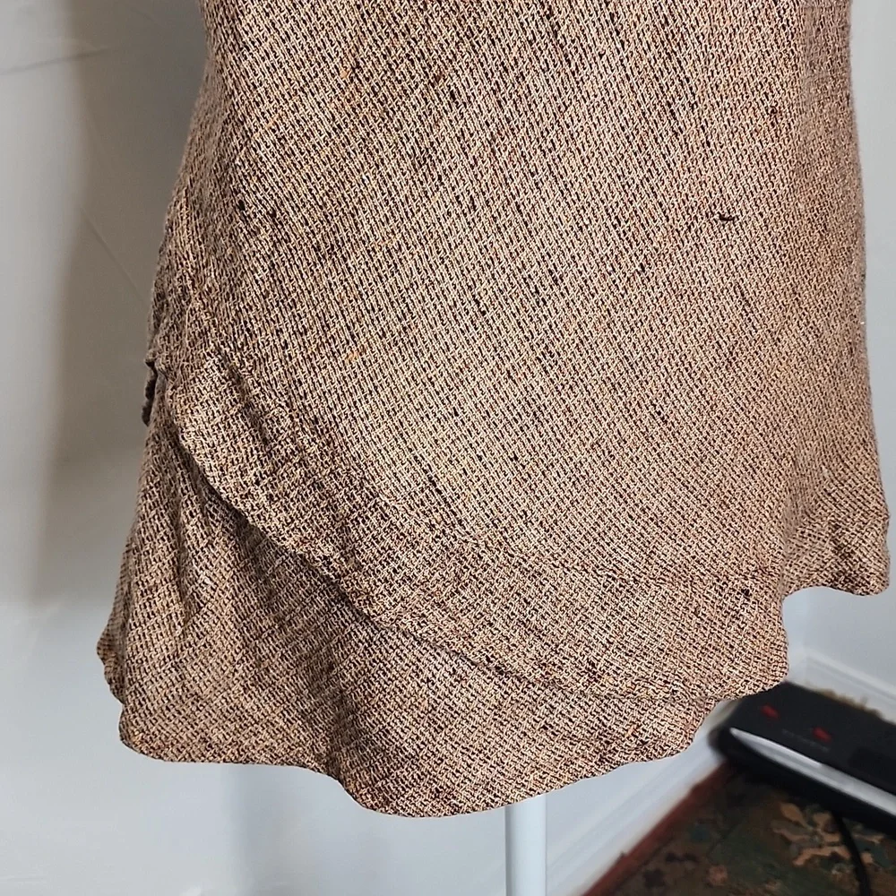 SIZE small FLAX brand LINEN sleeveless top. A78 - Picture 3 of 9